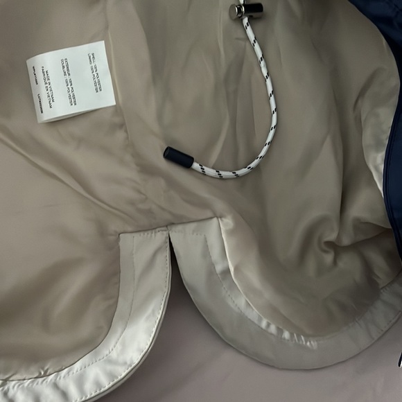 Weatherproof - Picture 10 of 11